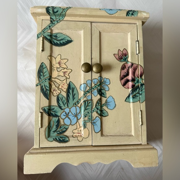 Doll House Wardrobe Commode Floral Wooden Jewelry Box - Picture 2 of 8
